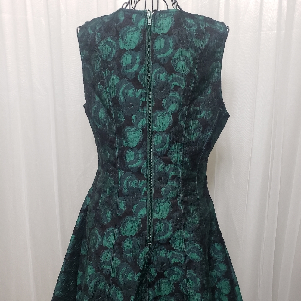Honey Punch Sz M NWT Festivity Skater Dress - Picture 11 of 14